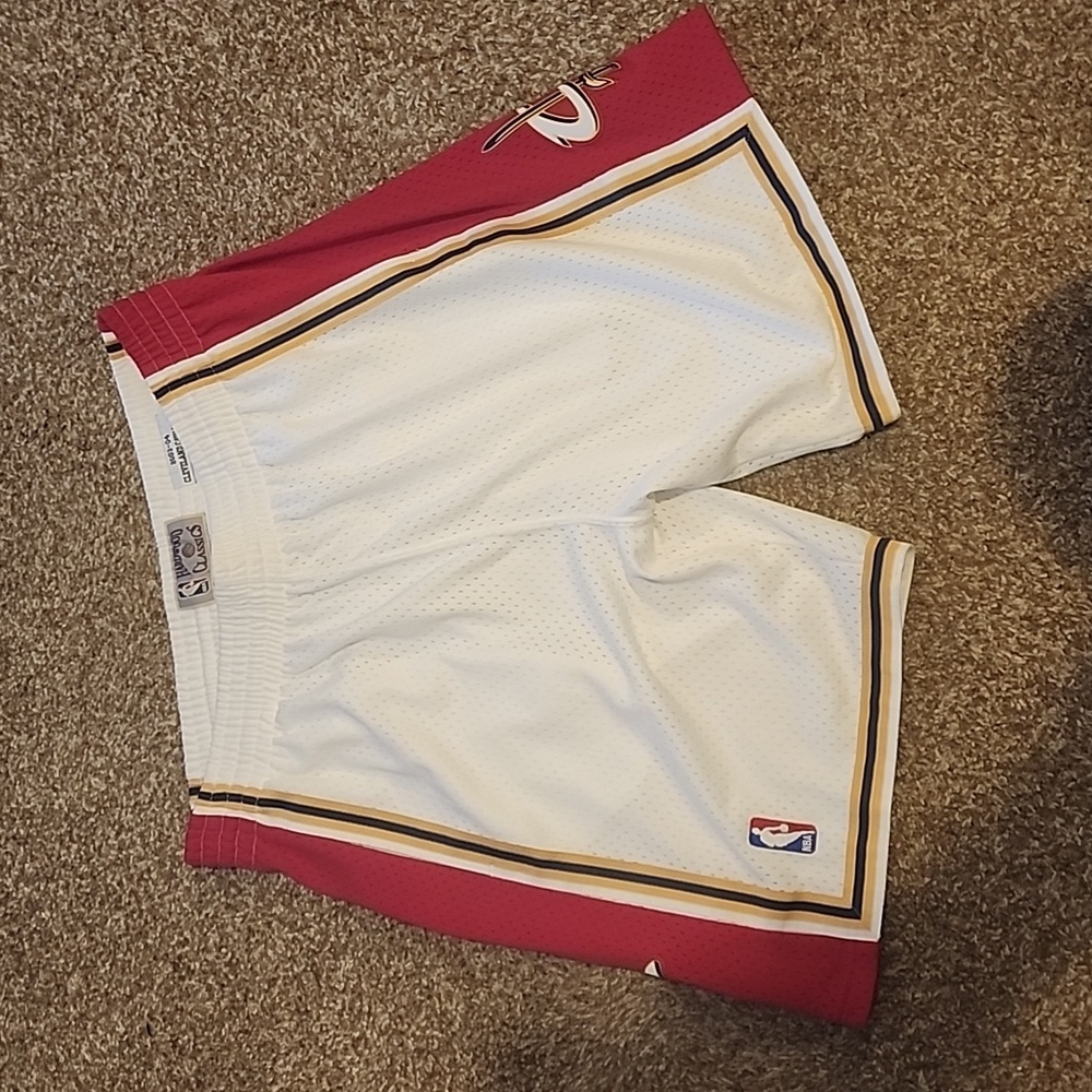 Mitchell and Ness - XL - 2003 - 04 - Hardwood Classics - Cleveland Cavalies